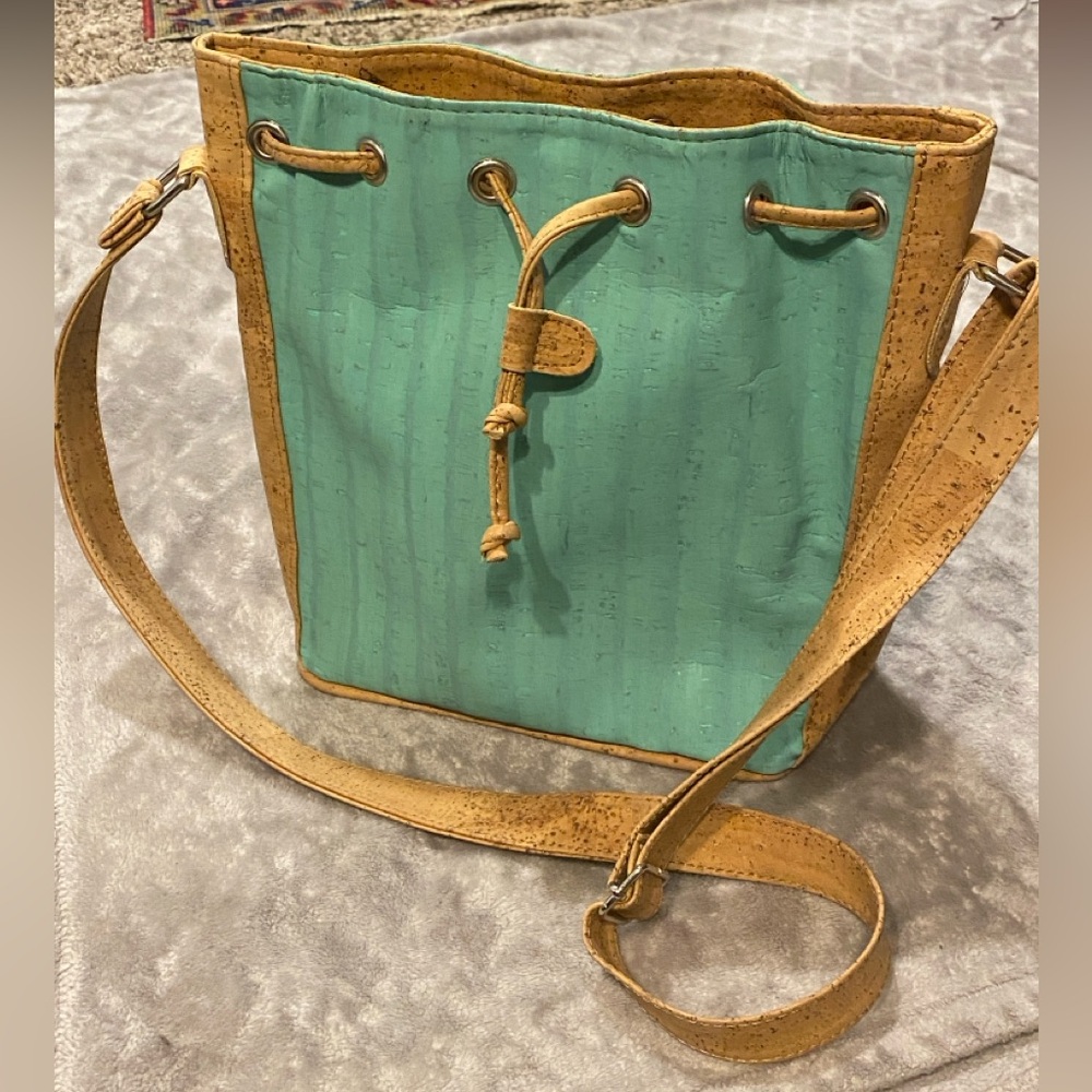 Cork Portugal Stylish Tan and Green Bucket Bag